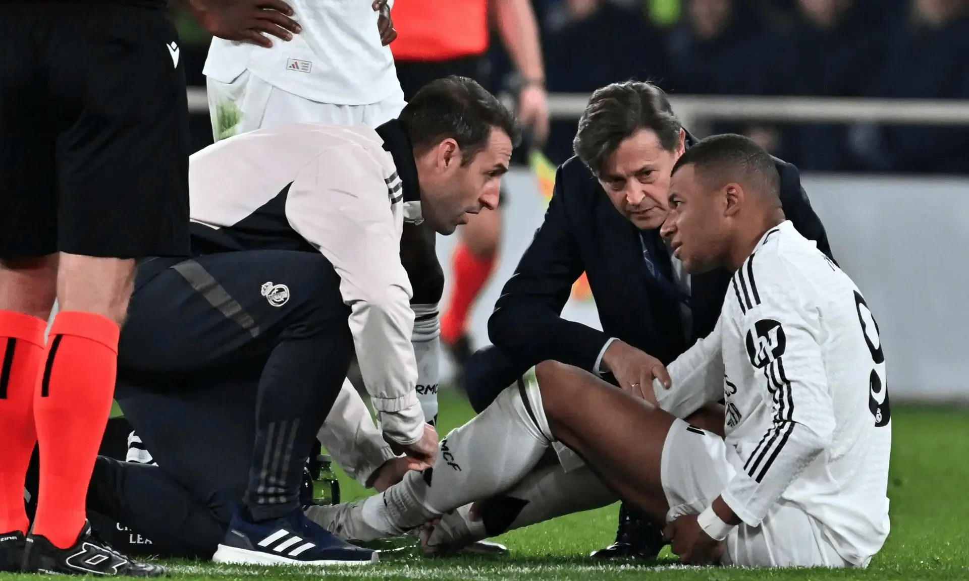 包含姆巴佩与50激战IG分钟,比赛局势复杂胜负难料!,库里焦点对战引发球迷热议的词条 包含姆巴佩与50激战IG分钟,比赛局势复杂胜负难料!,库里焦点对战引发球迷热议的词条