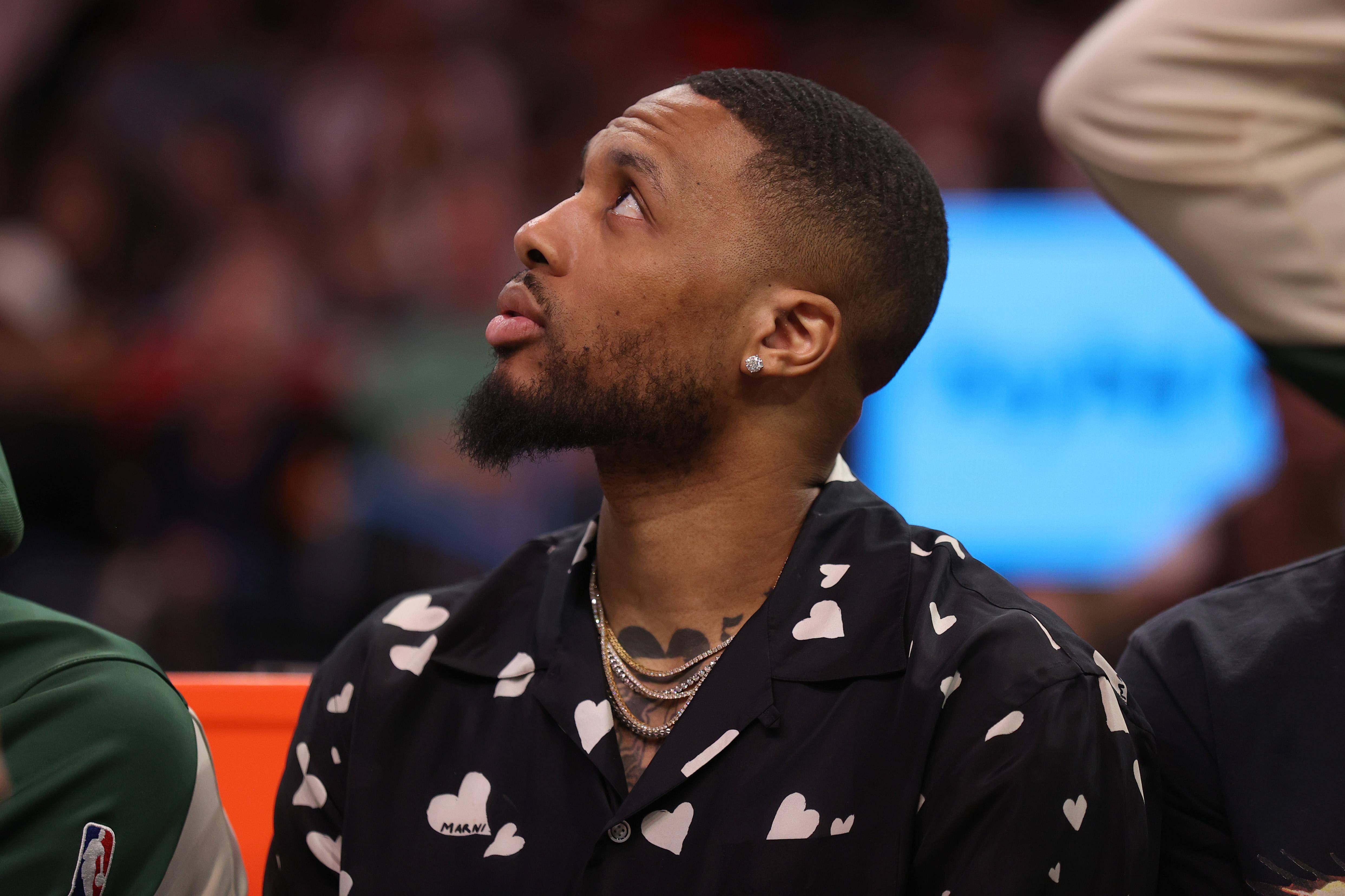 转折点密尔沃基雄鹿刷新队史纪录；CBA常规赛集结日攻防权衡；话题不断；细节决定成败的简单介绍