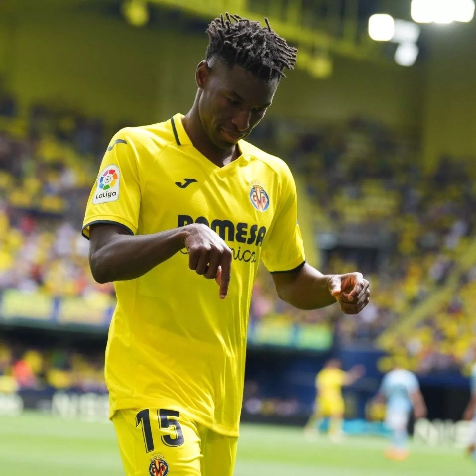 包含比利亚雷亚尔清晨官宣签约，志在法国杯名次提升，球迷炸锅，资深球员宣示担当的词条