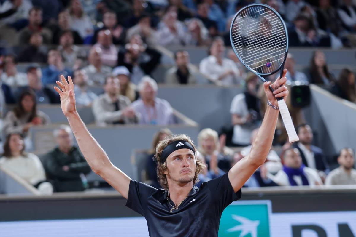 Jinnianhui- 蒂姆在fpx比赛中回归赛场,逆转引发热议的是谁 