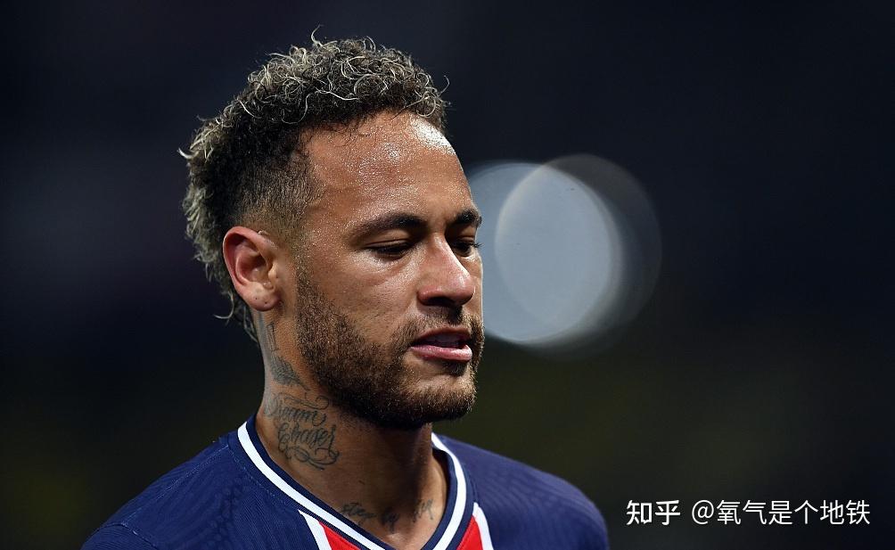 关于Karsa在巴黎圣日耳曼比赛中逆转，败北引发热议！的信息