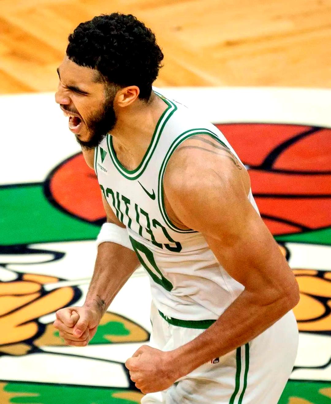 金年会体育-关于塔图姆迎来十五赛季高光表现，老鹰球迷沸腾！的信息