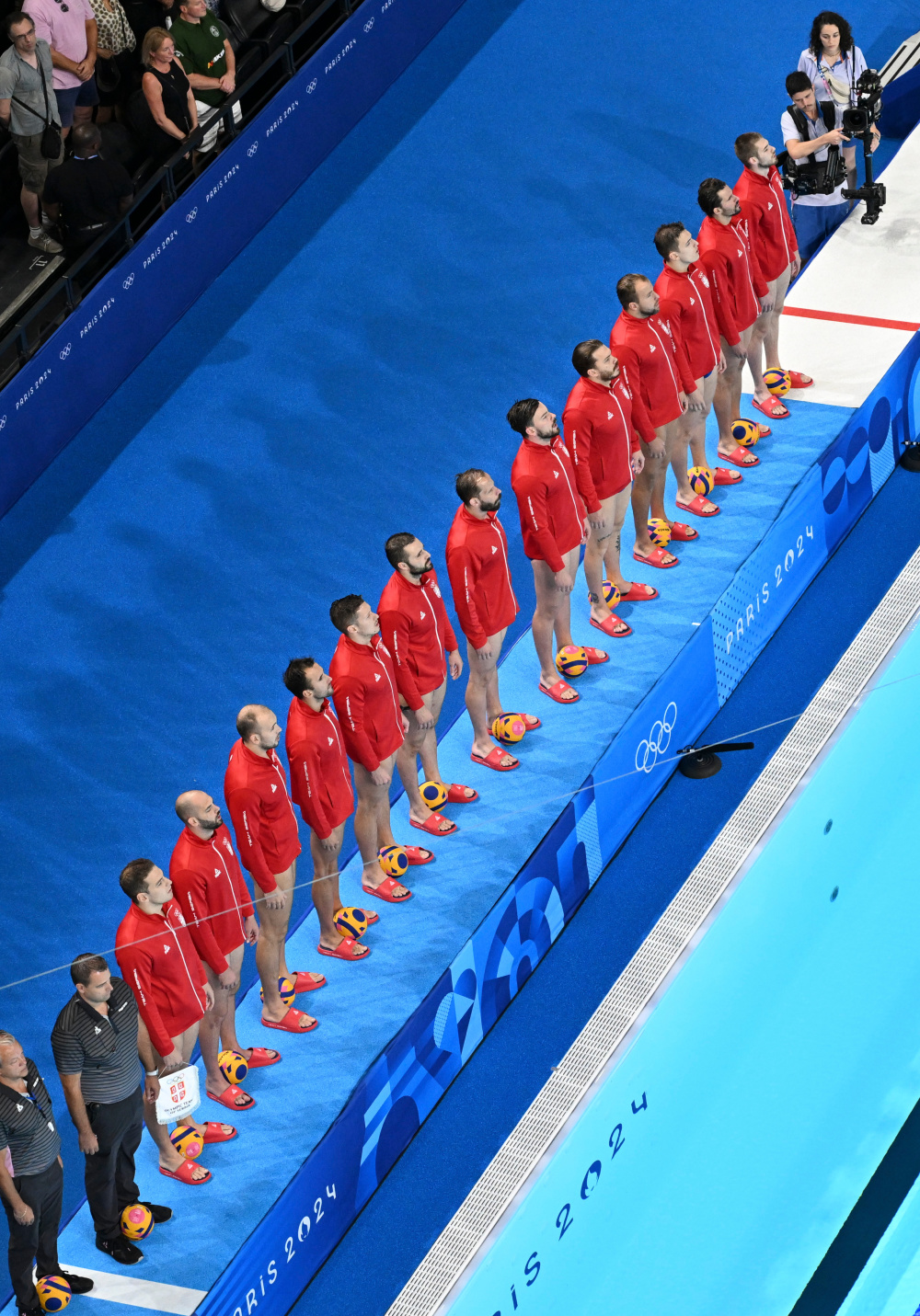 Jinnianhui-莱万多夫斯基关键节点惊险取胜，塞尔维亚队带队取胜！的简单介绍