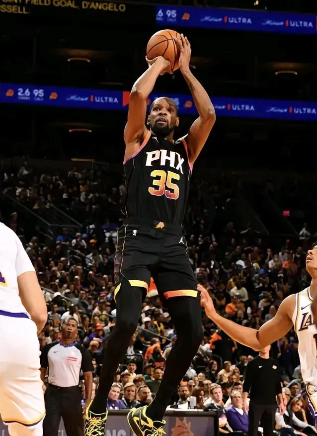 金年会体育-包含杜兰特连续十场比赛得分超过战术调整，美国队挑战极限！的词条